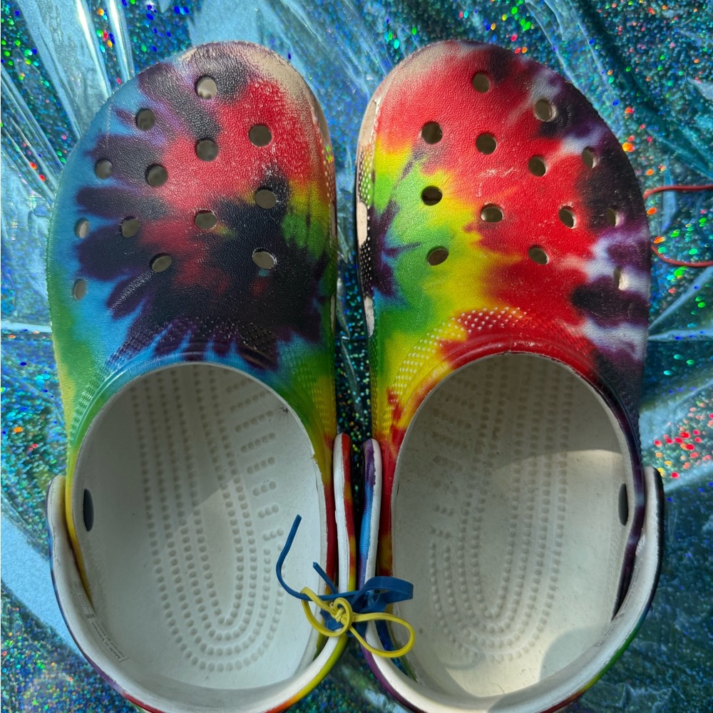 CROCS Kids Tie-Dye Sandals